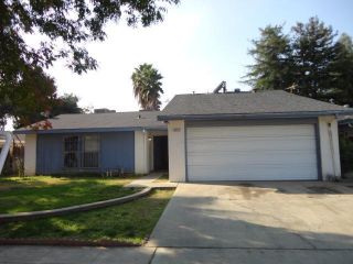 Foreclosed Home - 2212 S WINERY AVE, 93725