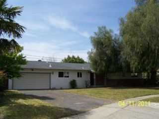 Foreclosed Home - 3555 N 3RD ST, 93726