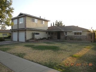 Foreclosed Home - 3431 N 9TH ST, 93726