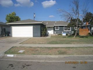 Foreclosed Home - 3933 E BELLAIRE WAY, 93726