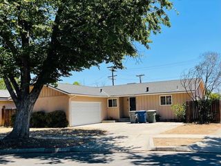 Foreclosed Home - 4436 N ORCHARD ST, 93726