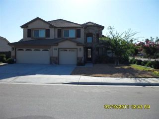 Foreclosed Home - 2521 S SABRE AVE, 93727