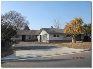 Foreclosed Home - 422 S LIND AVE, 93727