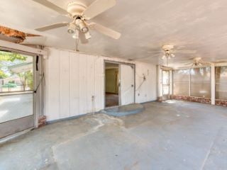 Foreclosed Home - 1257 N SAFFORD AVE, 93728