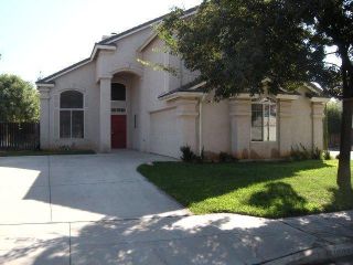 Foreclosed Home - 10306 N WHITNEY AVE, 93730