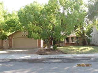 Foreclosed Home - 389 E FEATHER RIVER DR, 93730