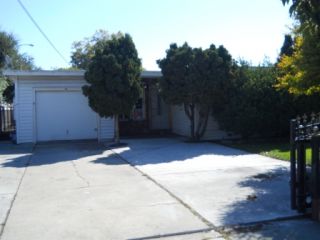 Foreclosed Home - 1220 CARLTON AVE, 94025