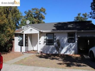 Foreclosed Home - 5 E 13TH ST, 94509