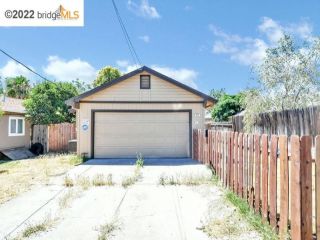 Foreclosed Home - 421 W 19TH ST, 94509