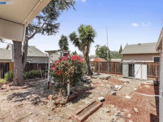 Foreclosed Home - 47449 CHOLLA ST, 94539