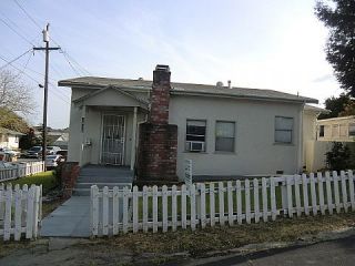 Foreclosed Home - 2630 ROSE ST, 94553