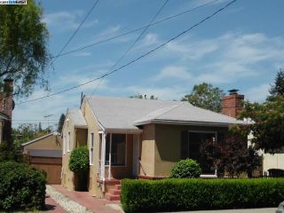 Foreclosed Home - 215 Foothill Blvd, 94577