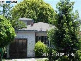 Foreclosed Home - 1740 THRUSH AVE, 94578