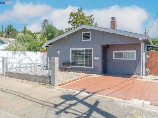 Foreclosed Home - 1584 166TH AVE, 94578