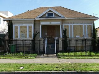 Foreclosed Home - 3714 E 12TH ST, 94601
