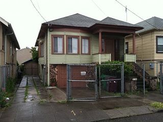 Foreclosed Home - 3625 E 16TH ST, 94601