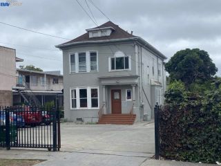 Foreclosed Home - 2619 E 16TH ST, 94601