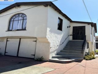 Foreclosed Home - 1912 CROSBY AVE, 94601