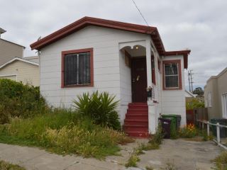 Foreclosed Home - 1322 E 31ST ST, 94602