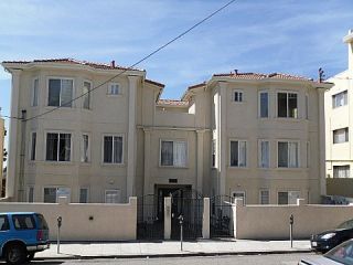 Foreclosed Home - 2933 MCCLURE ST APT 9, 94609