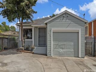 Foreclosed Home - 3770 39TH AVE, 94619
