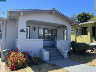 Foreclosed Home - 5485 EL CAMILE AVE, 94619