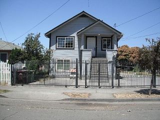 Foreclosed Home - 945 73RD AVE, 94621