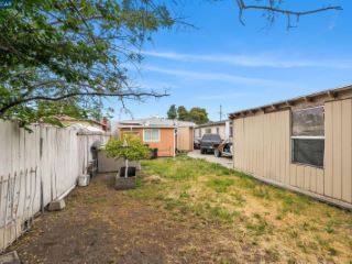 Foreclosed Home - 7123 WELD ST, 94621