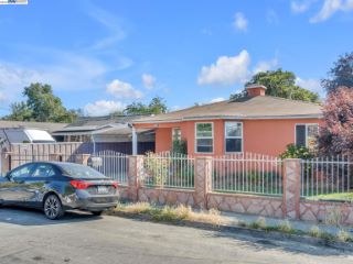Foreclosed Home - 1838 1ST ST, 94801