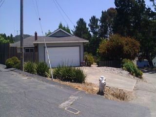 Foreclosed Home - 858 N RANCHO RD, 94803