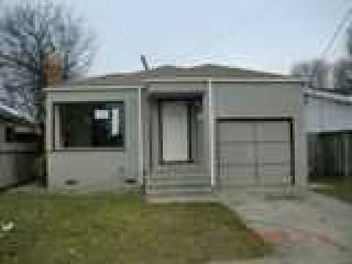 Foreclosed Home - 2415 MCBRYDE AVE, 94804