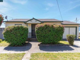 Foreclosed Home - 451 S 9TH ST, 94804