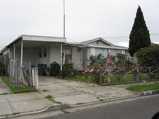 Foreclosed Home - 2760 20TH ST, 94806