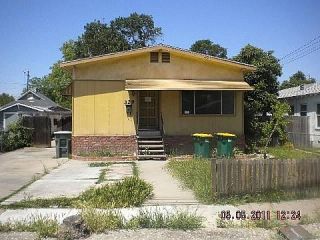 Foreclosed Home - 329 E HAMPTON ST, 95204