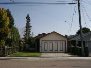 Foreclosed Home - 134 E KNOLES WAY, 95204