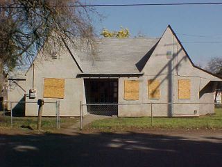 Foreclosed Home - 1508N N GOLDEN GATE AVE, 95205