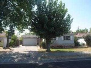 Foreclosed Home - 2518 E 8TH ST, 95205