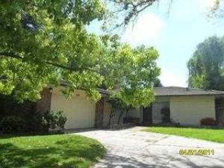 Foreclosed Home - 1124 W BENJAMIN HOLT DR, 95207