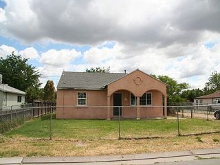 Foreclosed Home - 1764 S ADELBERT AVE, 95215