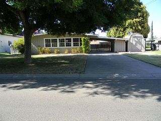 Foreclosed Home - 2022 CALIFORNIA ST, 95320