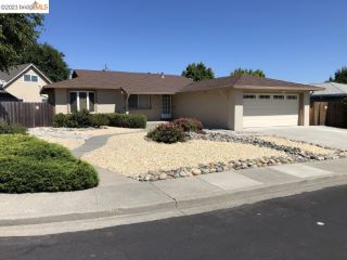 Foreclosed Home - 124 DONNER DR, 95687