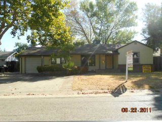 Foreclosed Home - 3640 W COUNTRY CLUB LN, 95821