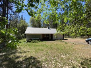 Foreclosed Home - 6104 N VALLEY RD, 95947