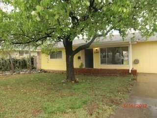 Foreclosed Home - 1140 VERMONT ST, 95948