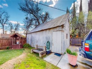 Foreclosed Home - 1121 MARIN ST, 96021
