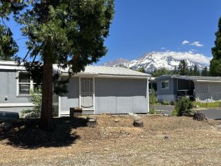 Foreclosed Home - 1934 S OLD STAGE RD SPC 32, 96067