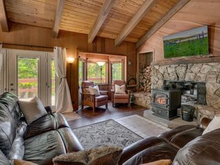 Foreclosed Home - 4095 COURCHEVEL RD, 96145