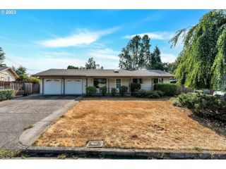 Foreclosed Home - 2110 SW 139TH AVE, 97005