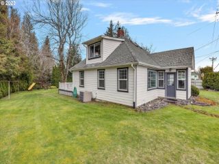 Foreclosed Home - 35713 E HISTORIC COLUMBIA RIVER HWY, 97019