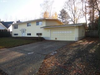 Foreclosed Home - 20110 NE BROADWAY CT, 97024